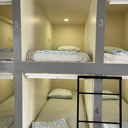 Lisbora Beds Daora Hostel