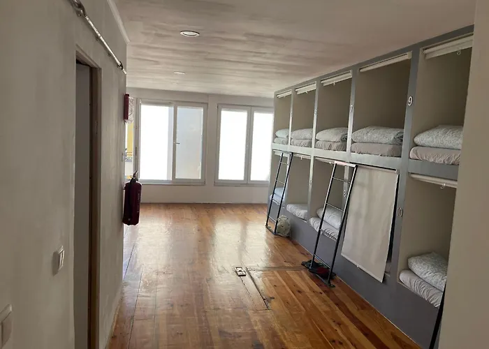 Hostel Lisbora Beds Daora *